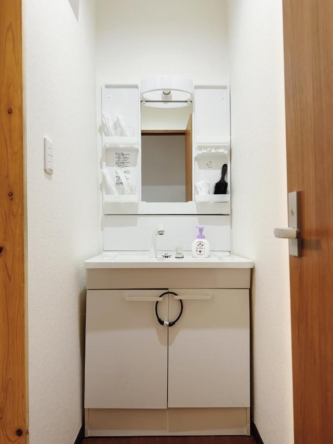 創美民泊 Apartment โอซาก้า ภายนอก รูปภาพ